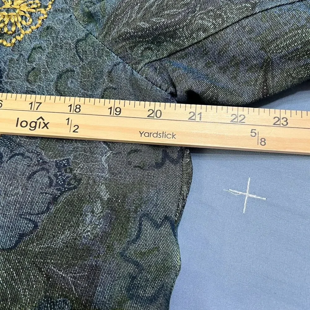 Coldwater Creek Women's‎ Lined Jacket Sz Medium Denim Floral Top Stitching Zip